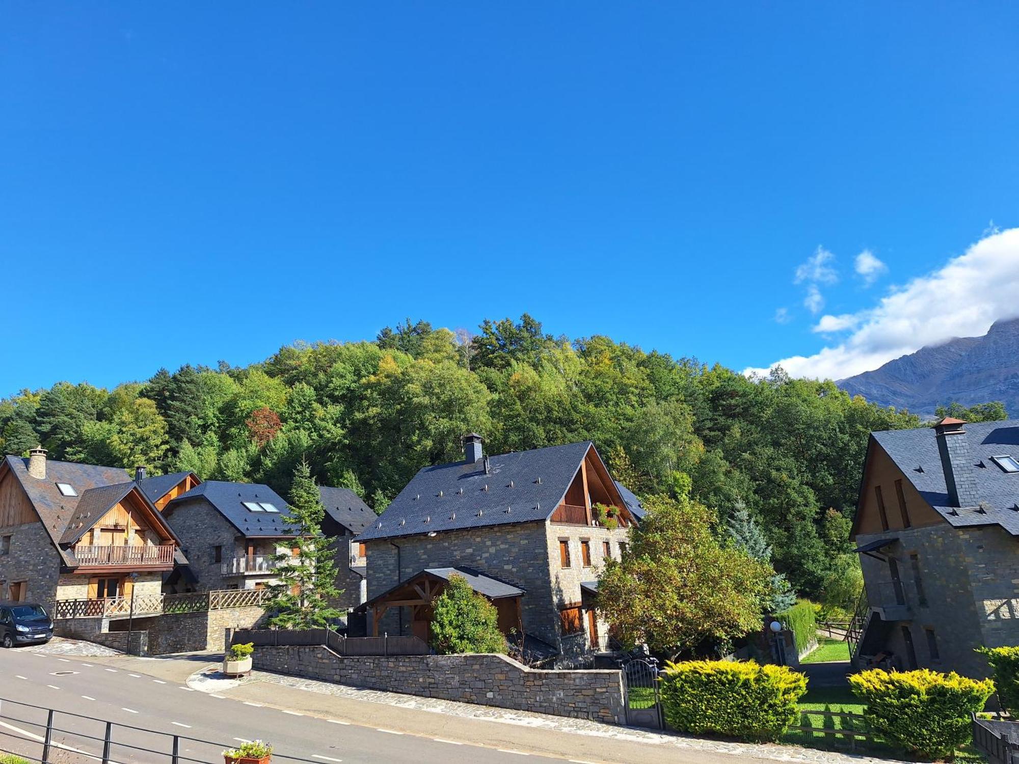 Casa Lucia Villa Tramacastilla de Tena Bagian luar foto